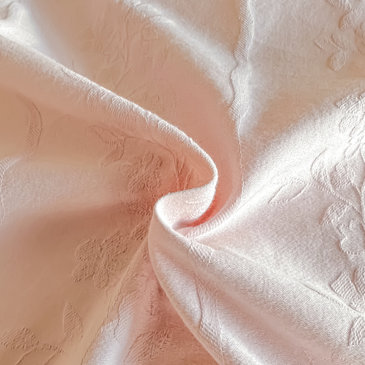 91家纺网 家纺一手货源 找家纺 如一  2026新款60S全棉水洗提花立体厚织浮雕四件套 花蔓-唯美粉