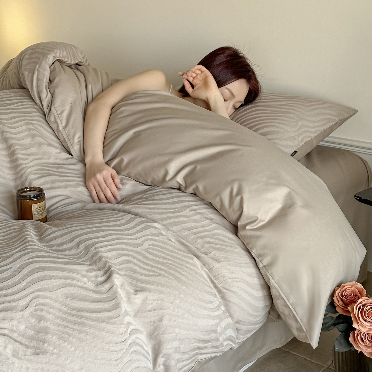 91家纺网 家纺一手货源 找家纺 如一  2026新款60S全棉水洗提花立体厚织浮雕四件套 流年-金属灰