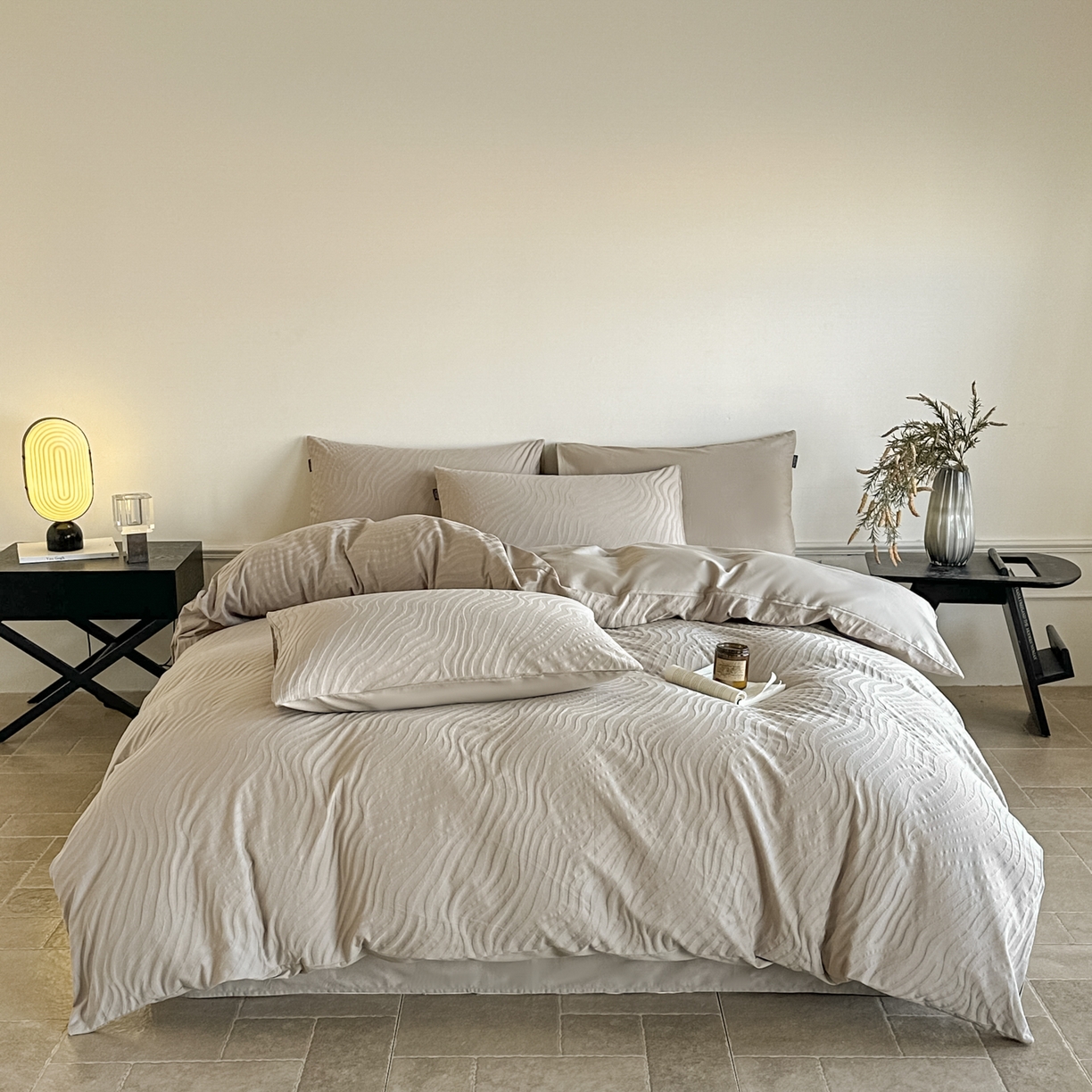 91家纺网 家纺一手货源 找家纺 如一  2026新款60S全棉水洗提花立体厚织浮雕四件套 流年-金属灰