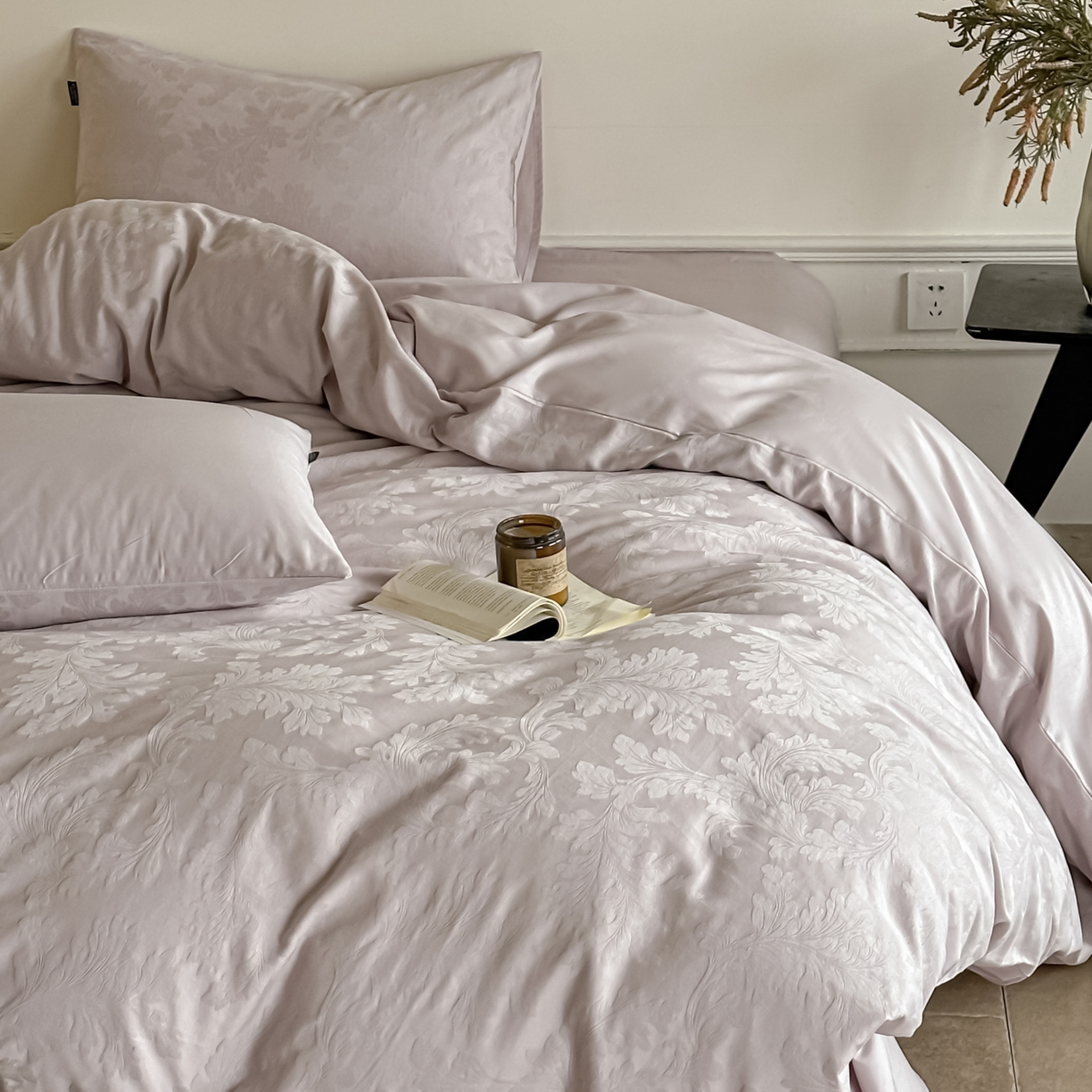 91家纺网 家纺一手货源 找家纺 如一  2026新款60S全棉水洗提花立体厚织浮雕四件套 香草-淡雅紫