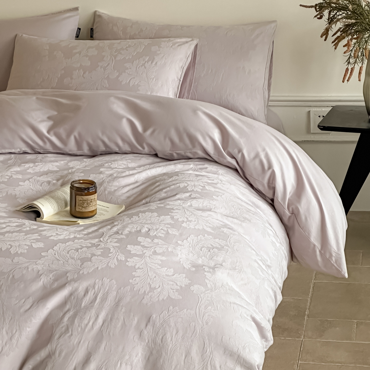 91家纺网 家纺一手货源 找家纺 如一  2026新款60S全棉水洗提花立体厚织浮雕四件套 香草-淡雅紫