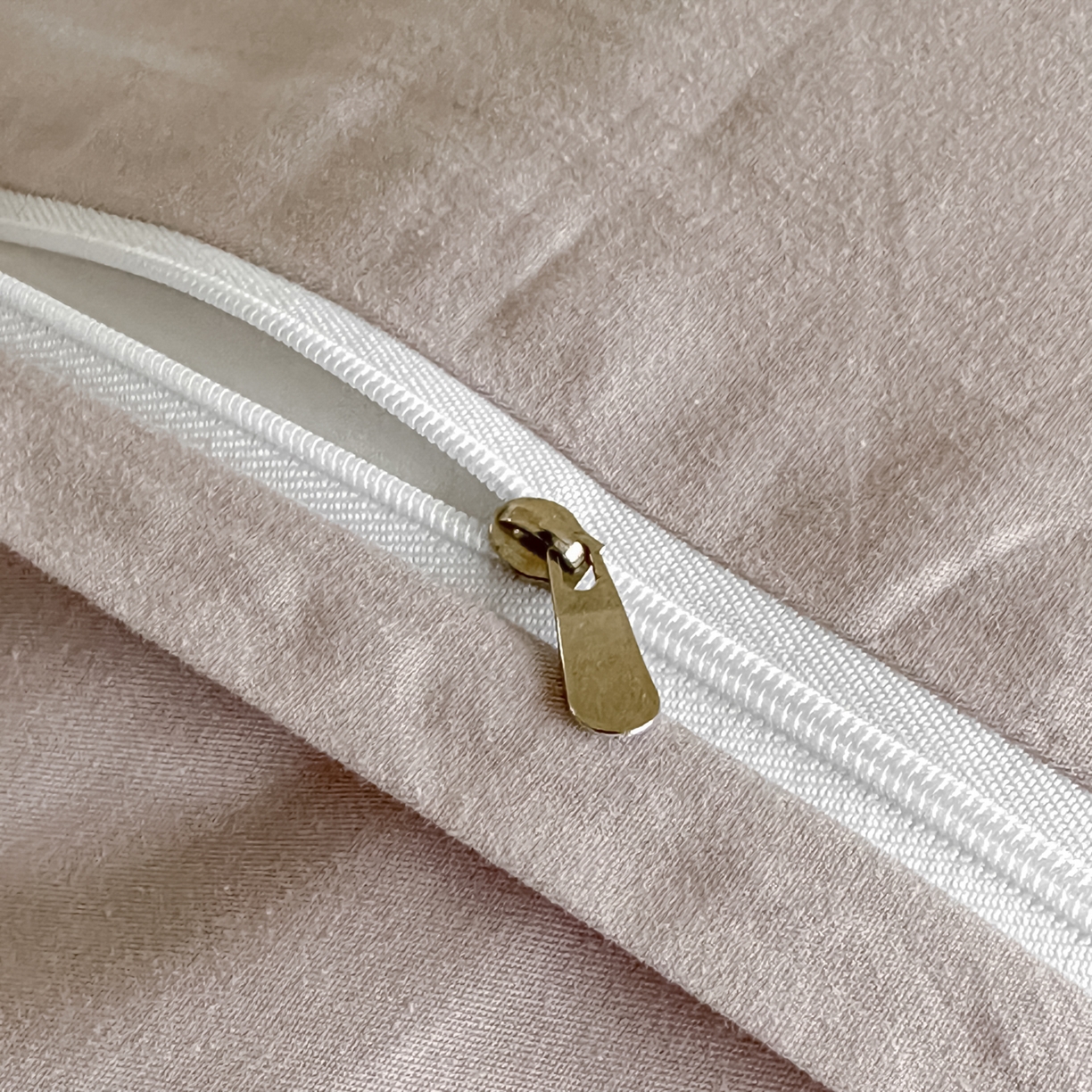 91家纺网 家纺一手货源 找家纺 如一  2026新款60S全棉水洗提花立体厚织浮雕四件套 香草-淡雅紫