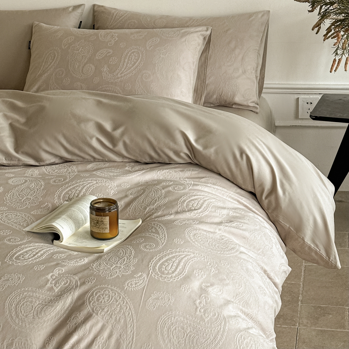 91家纺网 家纺一手货源 找家纺 如一  2026新款60S全棉水洗提花立体厚织浮雕四件套 腰果-金属灰