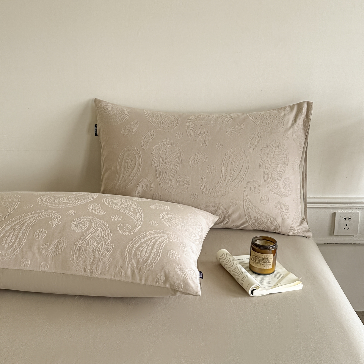 91家纺网 家纺一手货源 找家纺 如一  2026新款60S全棉水洗提花立体厚织浮雕四件套 腰果-金属灰