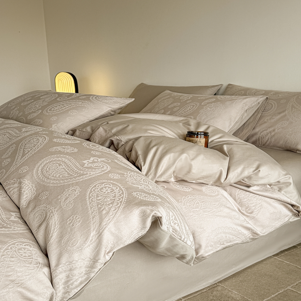 91家纺网 家纺一手货源 找家纺 如一  2026新款60S全棉水洗提花立体厚织浮雕四件套 腰果-金属灰