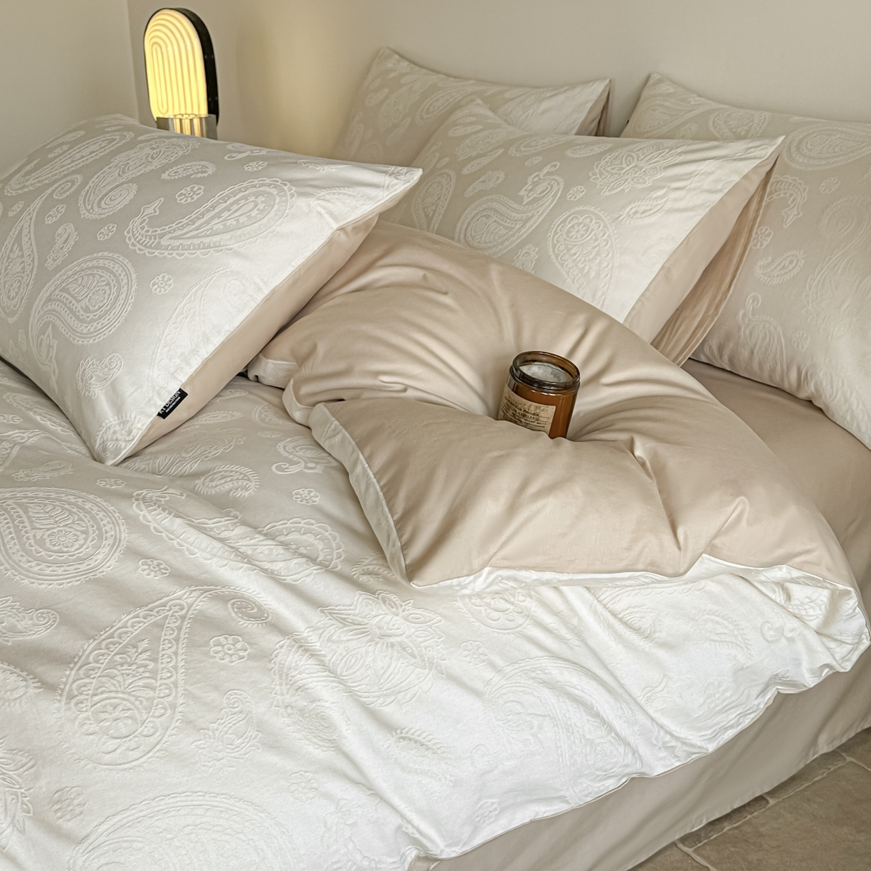 91家纺网 家纺一手货源 找家纺 如一  2026新款60S全棉水洗提花立体厚织浮雕四件套 腰果-奶米杏