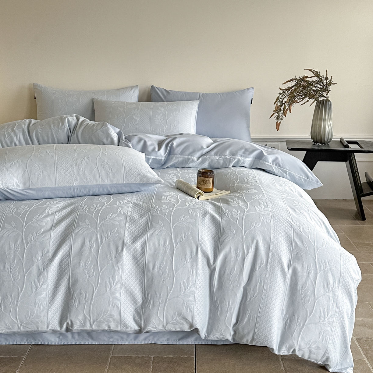 91家纺网 家纺一手货源 找家纺 如一  2026新款60S全棉水洗提花立体厚织浮雕四件套 叶韵-云水蓝