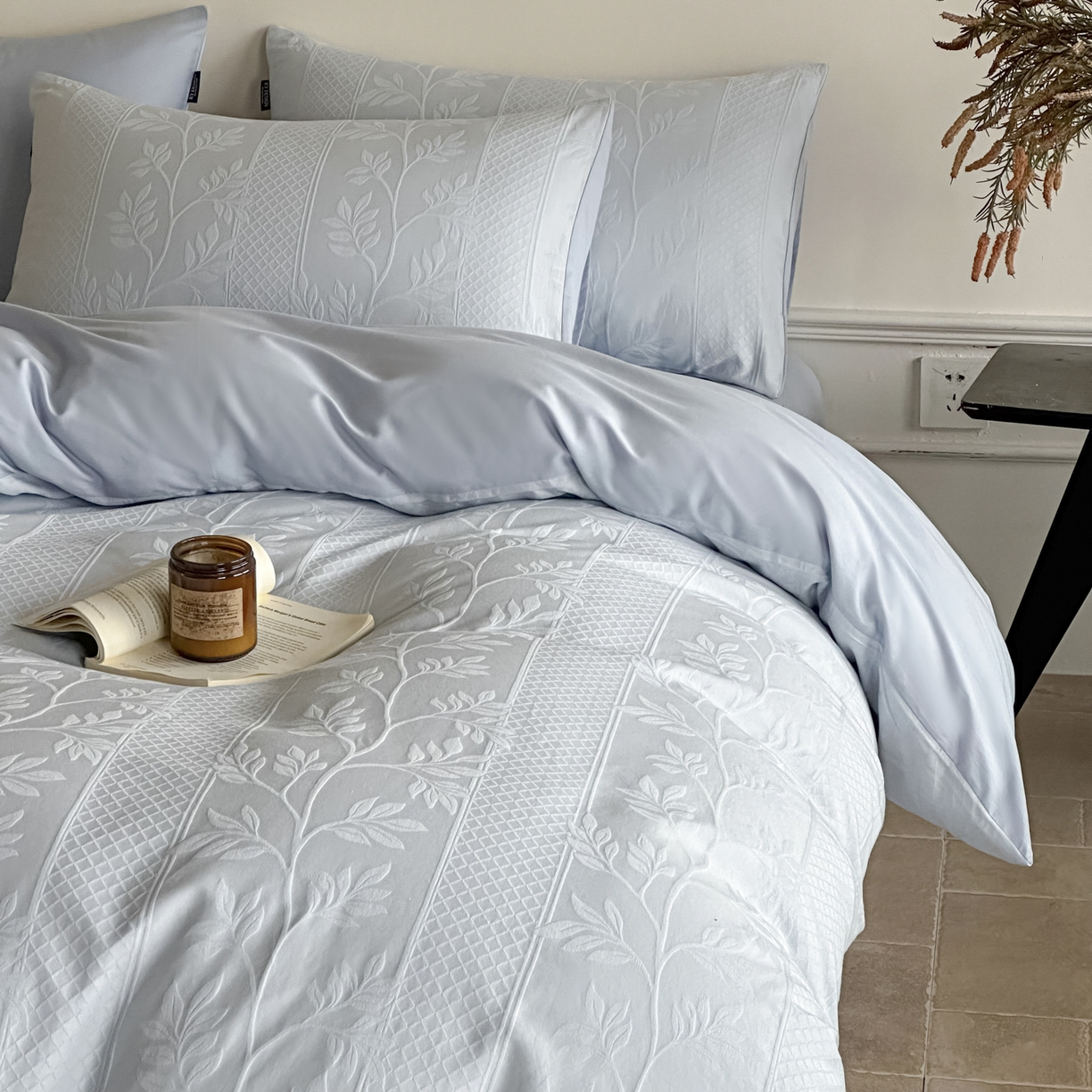 91家纺网 家纺一手货源 找家纺 如一  2026新款60S全棉水洗提花立体厚织浮雕四件套 叶韵-云水蓝