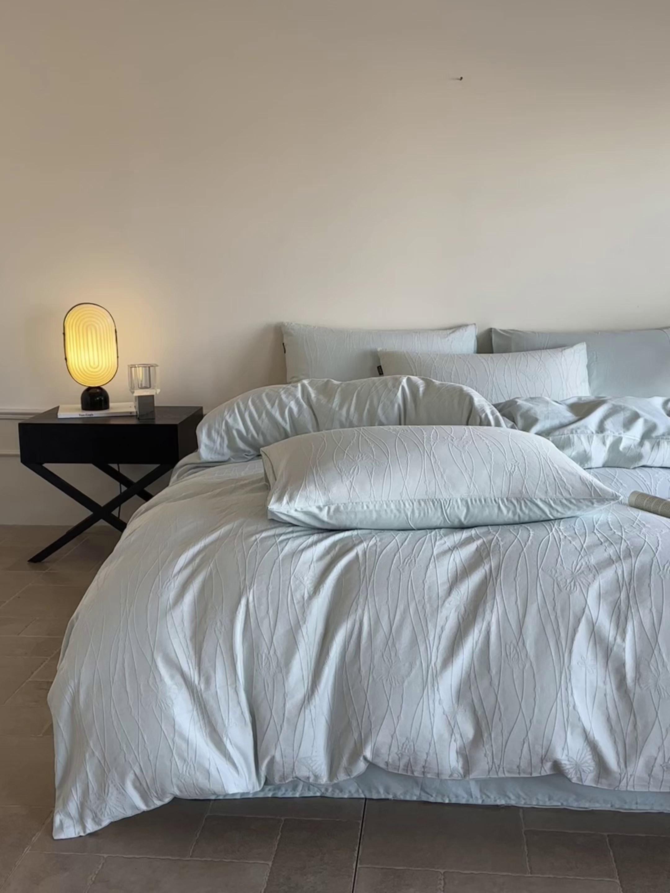 91家纺网 家纺一手货源 找家纺 如一  2026新款60S全棉水洗提花立体厚织浮雕四件套 蝶梦-湖水绿