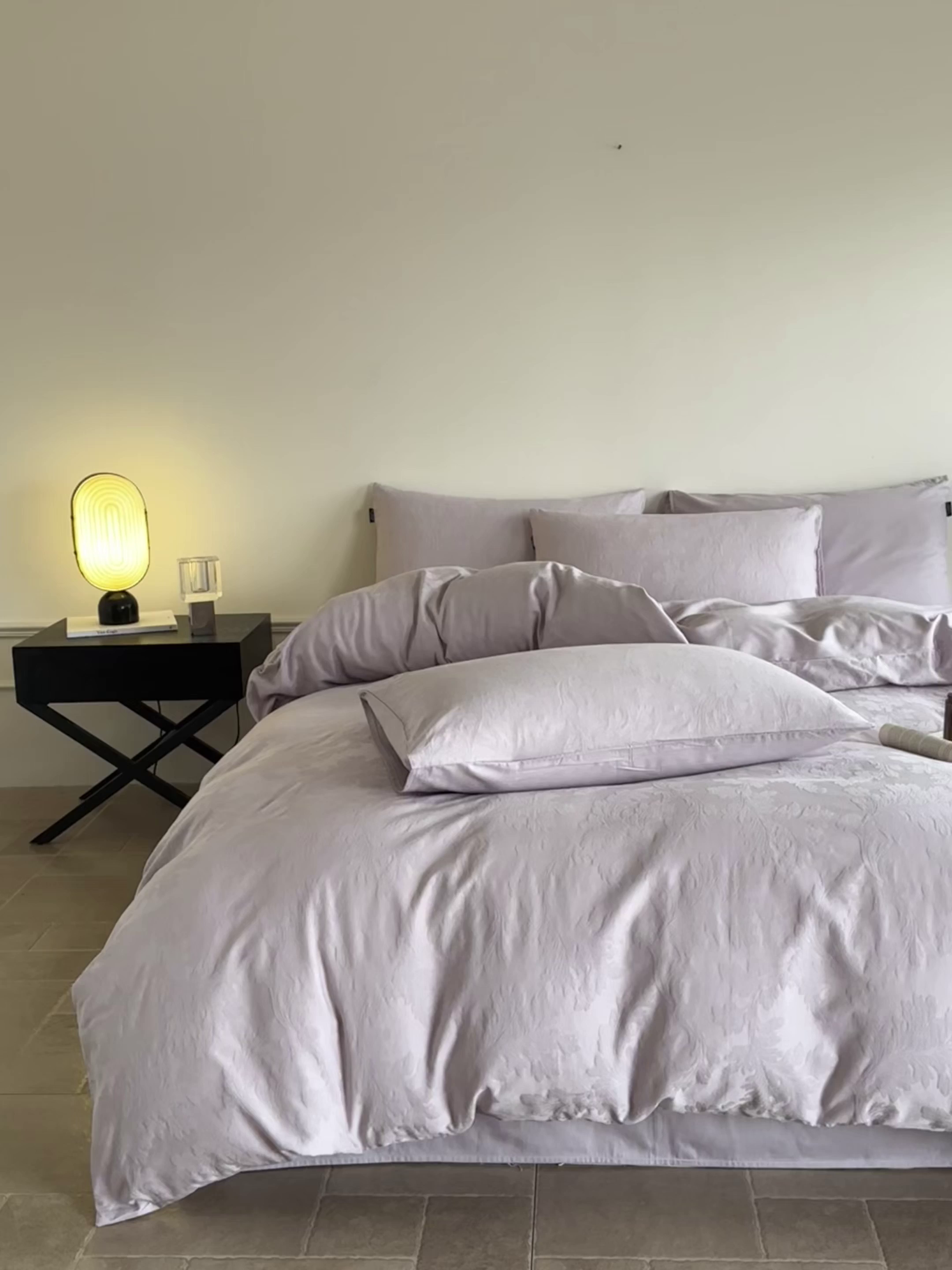 91家纺网 家纺一手货源 找家纺 如一  2026新款60S全棉水洗提花立体厚织浮雕四件套 香草-淡雅紫