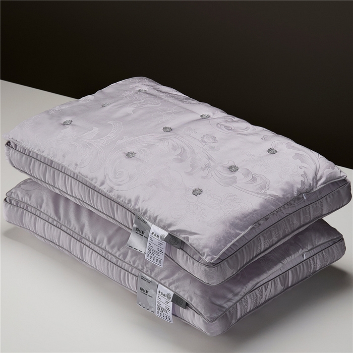 91家纺网 家纺一手货源 找家纺 （总）昕科 2026新款凤尾花蚕丝枕-花朵柞蚕丝枕芯大提花莱赛尔蚕丝枕头