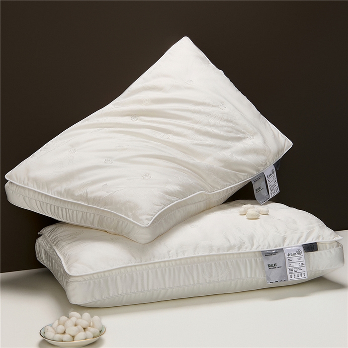 91家纺网 家纺一手货源 找家纺 （总）昕科 2026新款凤尾花蚕丝枕-花朵柞蚕丝枕芯大提花莱赛尔蚕丝枕头