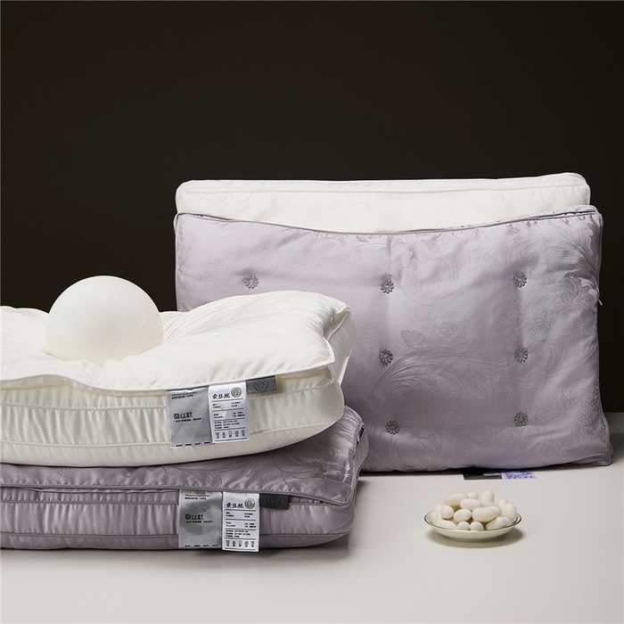 91家纺网 家纺一手货源 找家纺 昕科 2026新款凤尾花蚕丝枕-花朵柞蚕丝枕芯大提花莱赛尔蚕丝枕头 凤尾花蚕丝枕-银河灰/一只装