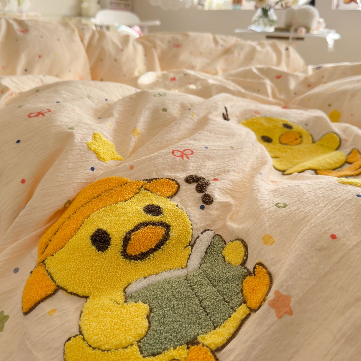 91家纺网 家纺一手货源 找家纺 卡斯诺家纺馆 2026新款皱皱棉双层纱毛巾绣四件套（下载文件包含买家秀） 开心小鸭