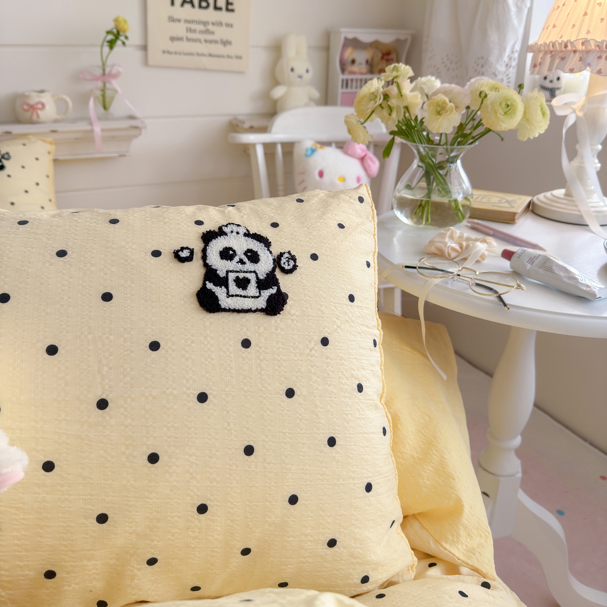 91家纺网 家纺一手货源 找家纺 卡斯诺家纺馆 2026新款皱皱棉双层纱毛巾绣四件套（下载文件包含买家秀） 黑白熊猫