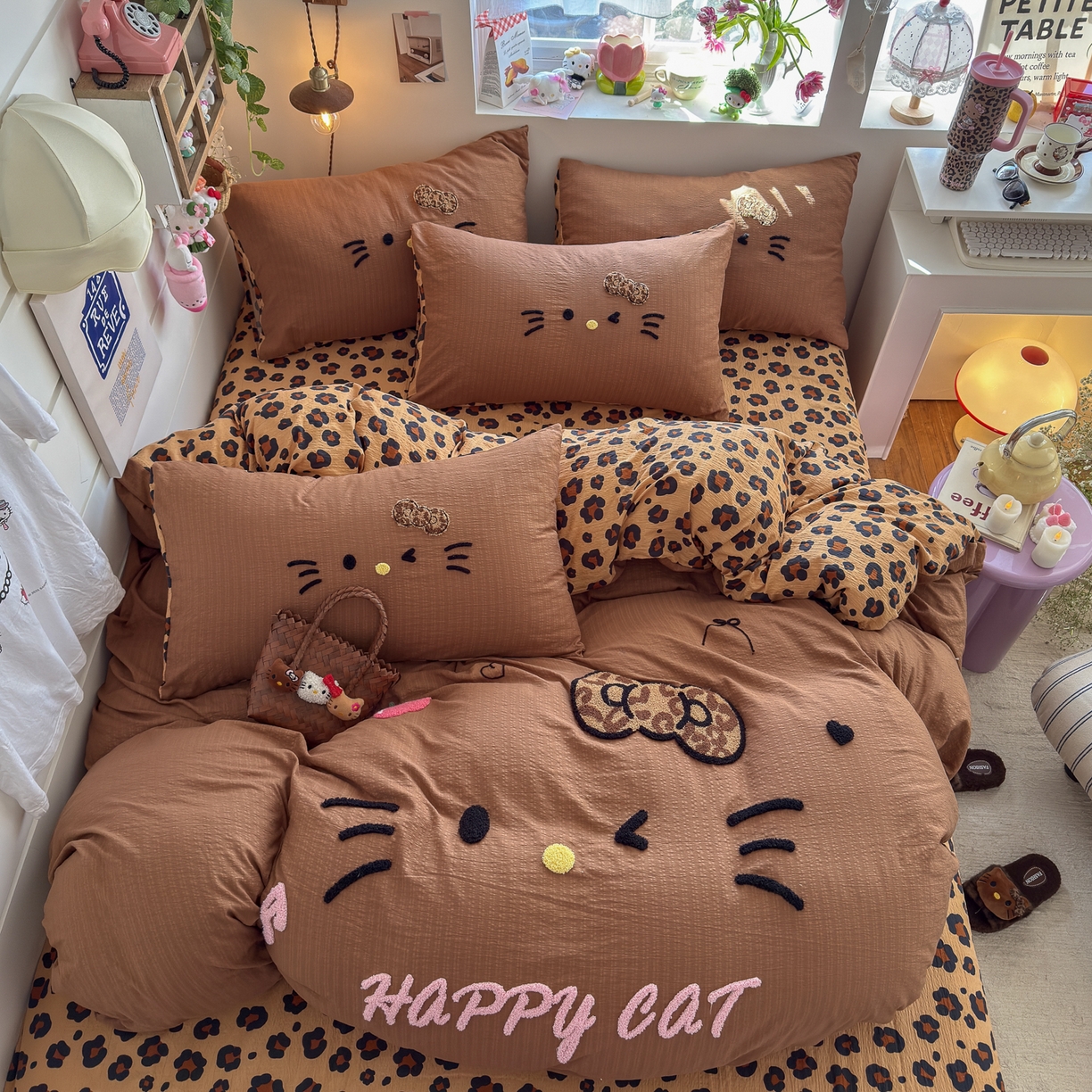 卡斯诺家纺馆 2026新款皱皱棉双层纱毛巾绣四件套（下载文件包含买家秀） 摩登猫咪-咖色