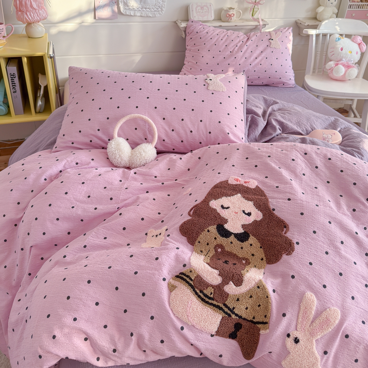 91家纺网 家纺一手货源 找家纺 卡斯诺家纺馆 2026新款皱皱棉双层纱毛巾绣四件套（下载文件包含买家秀） 时尚女孩