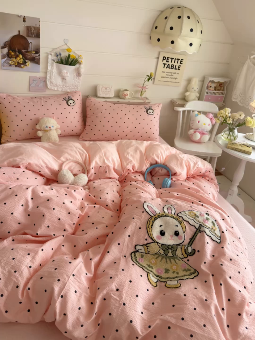 91家纺网 家纺一手货源 找家纺 卡斯诺家纺馆 2026新款皱皱棉双层纱毛巾绣四件套（下载文件包含买家秀） 花伞兔