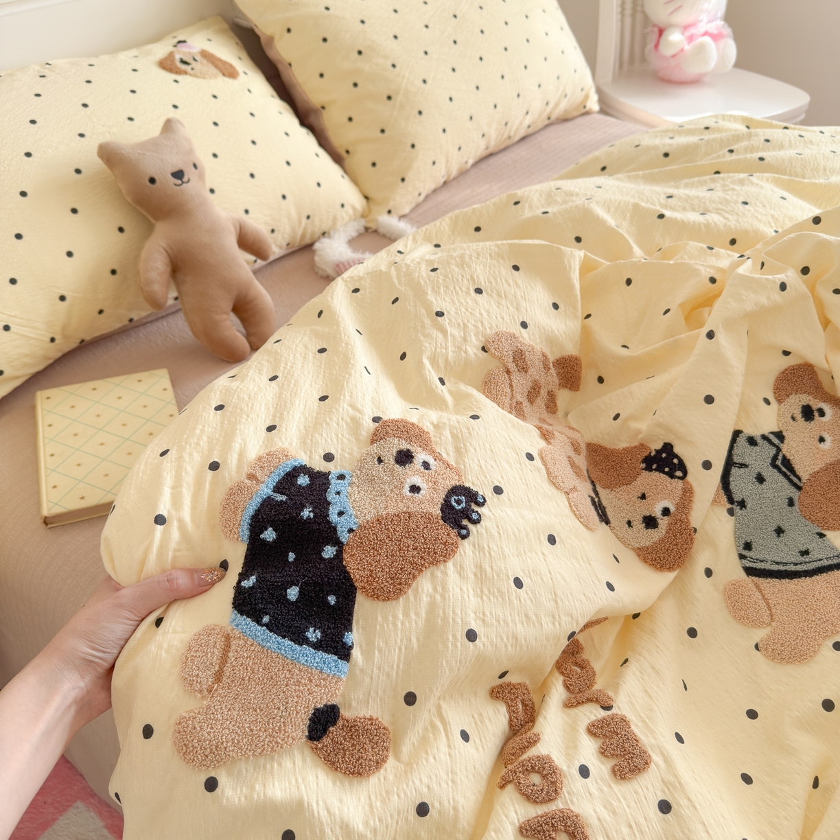 91家纺网 家纺一手货源 找家纺 （总）卡斯诺家纺馆 2026新款皱皱棉双层纱毛巾绣四件套（下载文件包含买家秀）