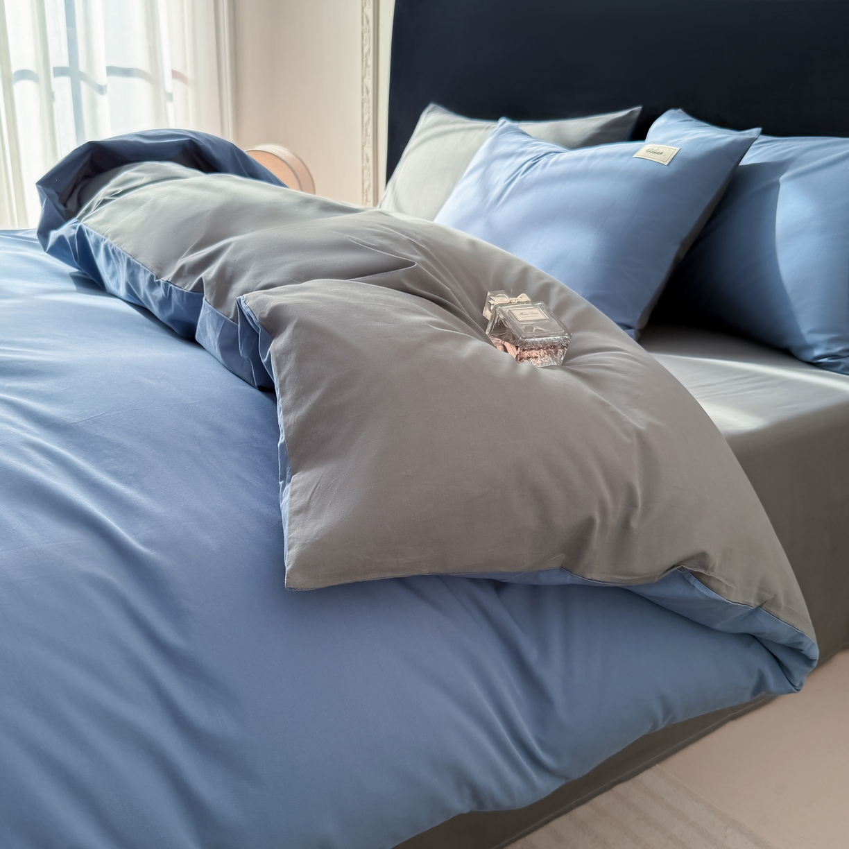 91家纺网 家纺一手货源 找家纺 木子家纺 2026新款高支高密全棉纯棉双拼纯色四件套 幽蓝深灰