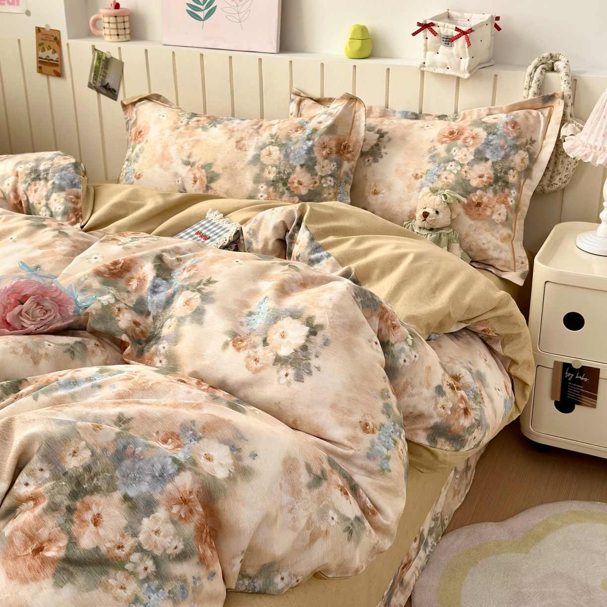 91家纺网 家纺一手货源 找家纺 （总）乐童家纺 2026新款全棉网红直播爆款吊边一字绣工艺款四件套-系列二