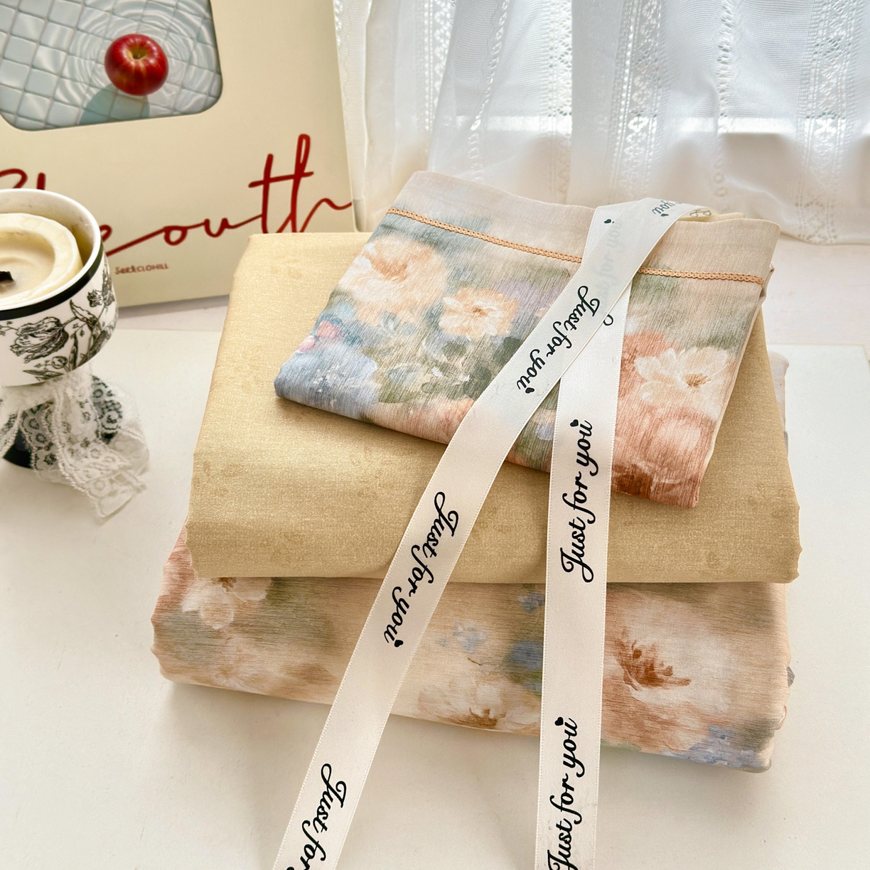 91家纺网 家纺一手货源 找家纺 （总）乐童家纺 2026新款全棉网红直播爆款吊边一字绣工艺款四件套-系列二