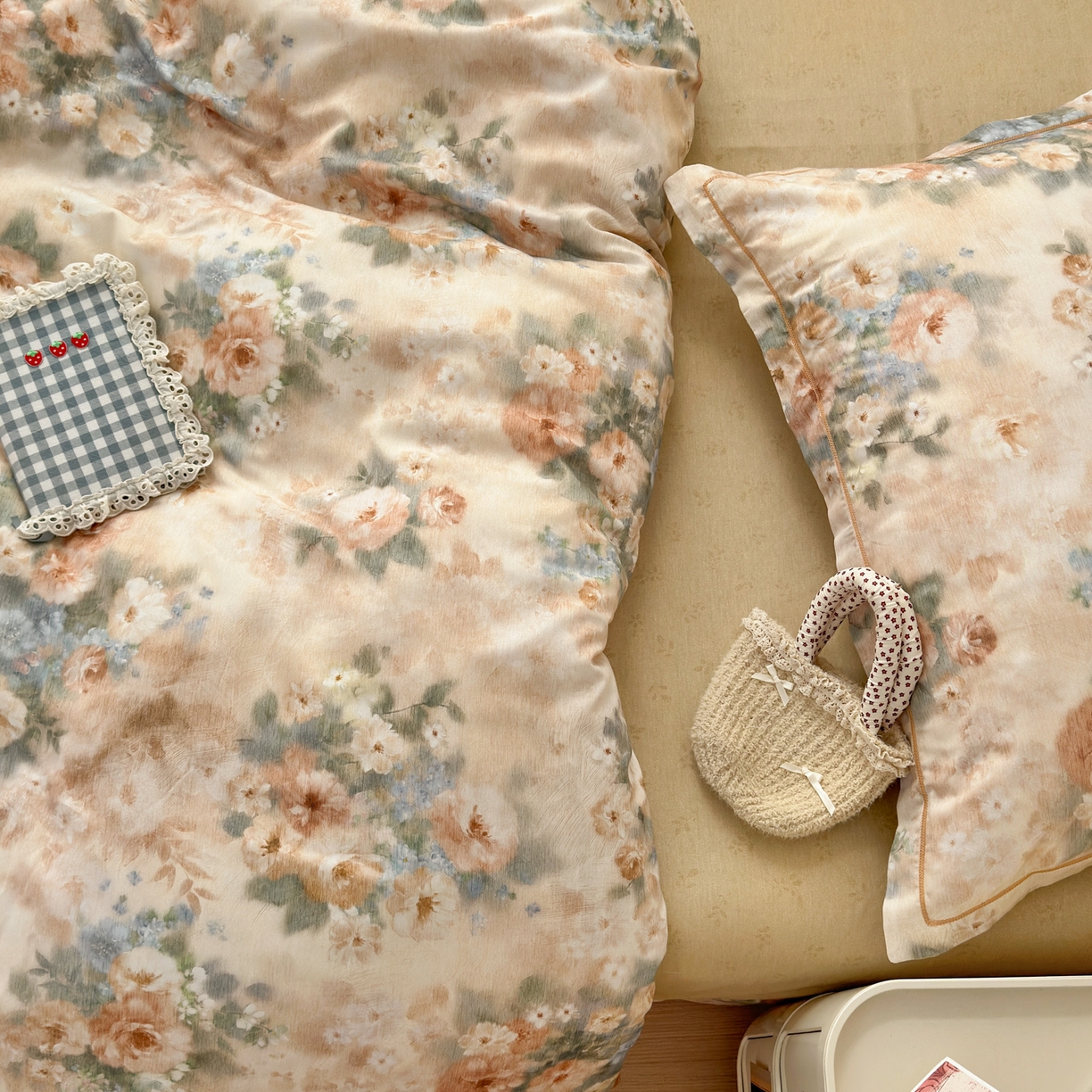 91家纺网 家纺一手货源 找家纺 乐童家纺 2026新款全棉网红直播爆款吊边一字绣工艺款四件套-系列二 锦绣园