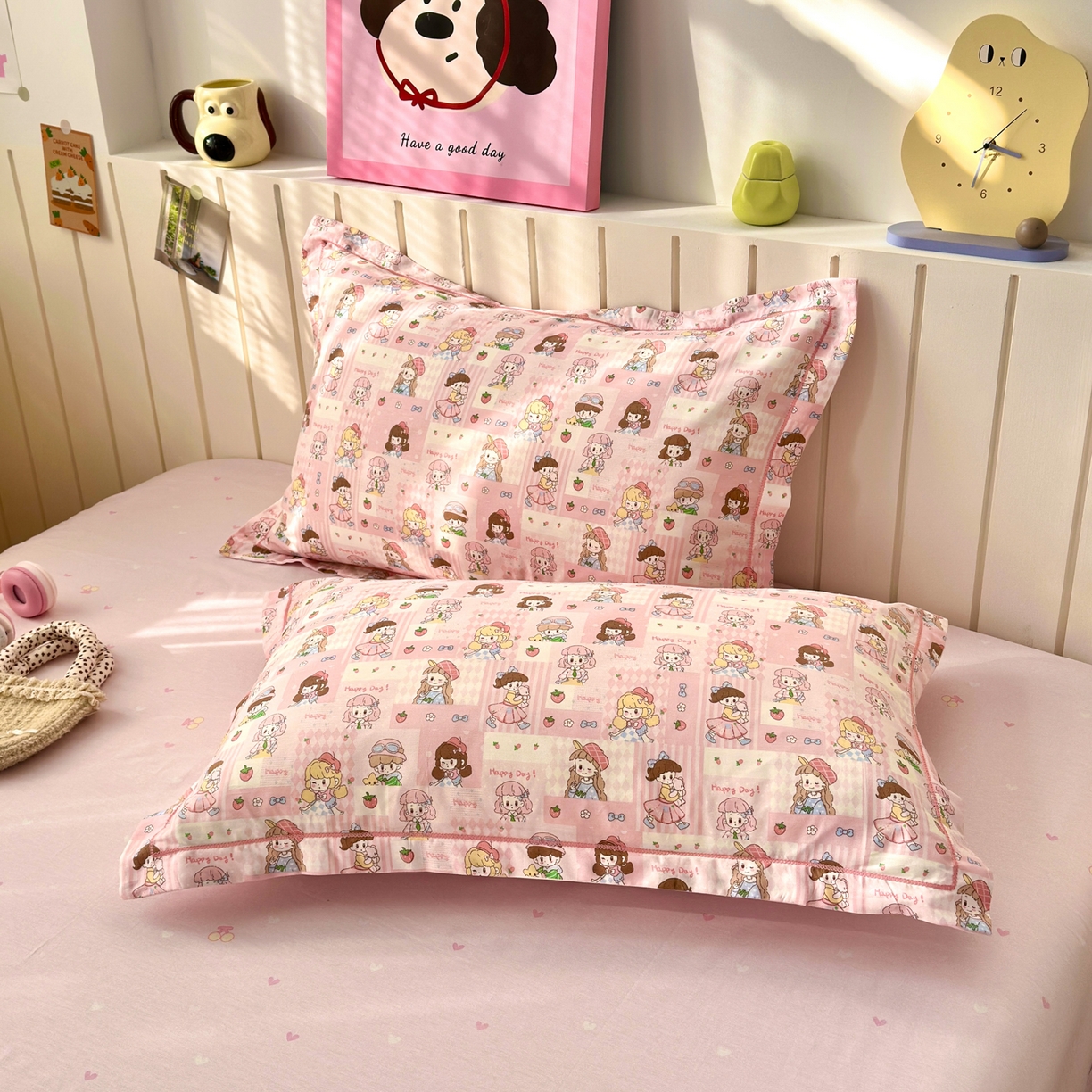 91家纺网 家纺一手货源 找家纺 乐童家纺 2026新款全棉网红直播爆款吊边一字绣工艺款四件套-系列二 派对女孩