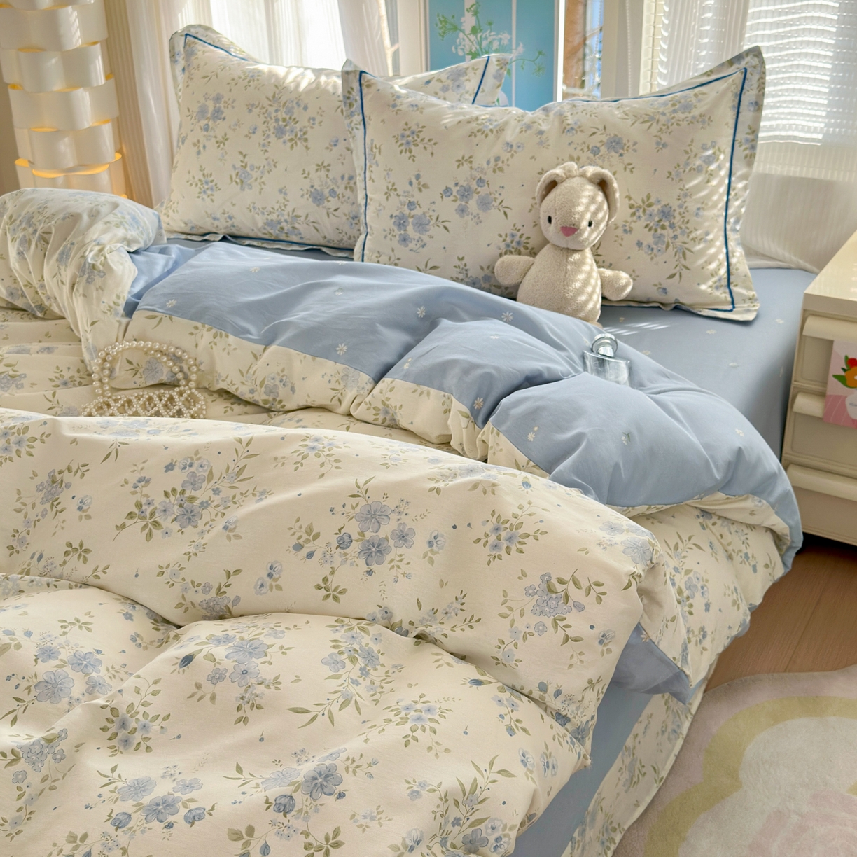 91家纺网 家纺一手货源 找家纺 乐童家纺 2026新款全棉网红直播爆款吊边一字绣工艺款四件套-系列二 苏林米兰