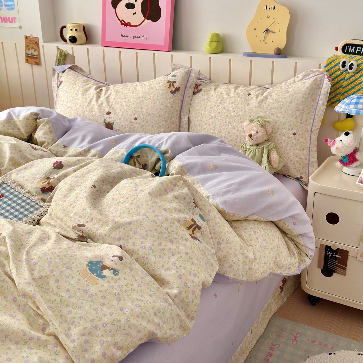 91家纺网 家纺一手货源 找家纺 乐童家纺 2026新款全棉网红直播爆款吊边一字绣工艺款四件套-系列二 碎花学院