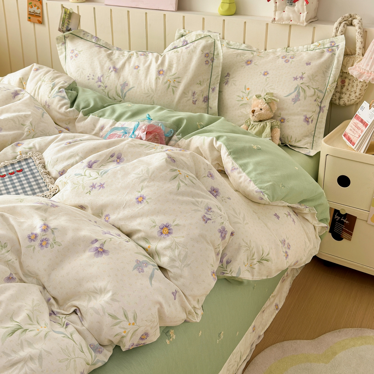 91家纺网 家纺一手货源 找家纺 乐童家纺 2026新款全棉网红直播爆款吊边一字绣工艺款四件套-系列二 幽兰花梦