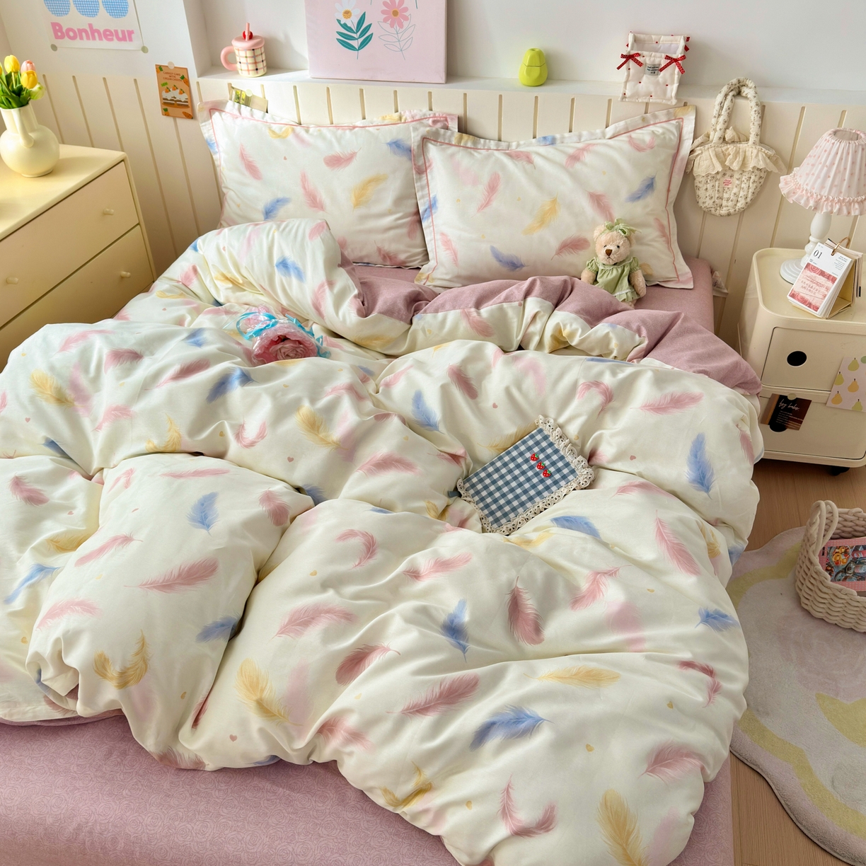 91家纺网 家纺一手货源 找家纺 乐童家纺 2026新款全棉网红直播爆款吊边一字绣工艺款四件套-系列二 羽叶