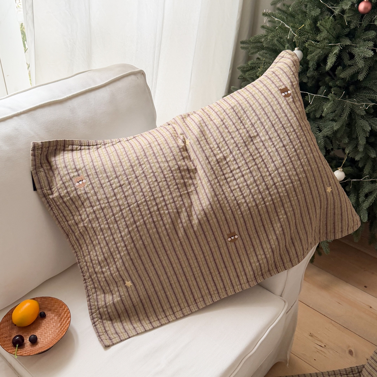 91家纺网 家纺一手货源 找家纺 沐瑟家纺 2026新款全棉水洗绣花枕巾-麦兜 麦兜-绿色