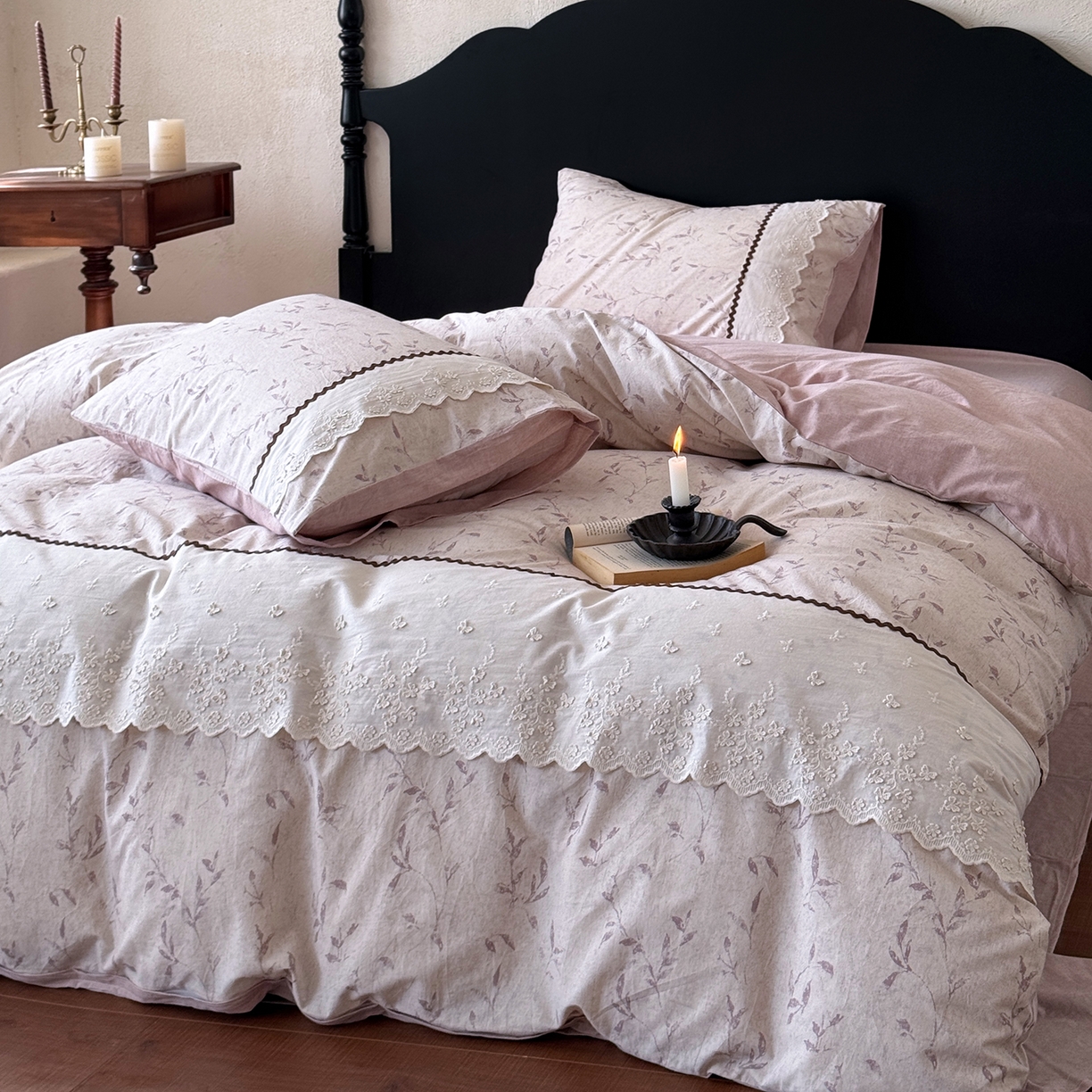 91家纺网 家纺一手货源 找家纺 淑女公社家纺 2026新款法式立体蝴蝶花边棉麻四件套 晚枝 红