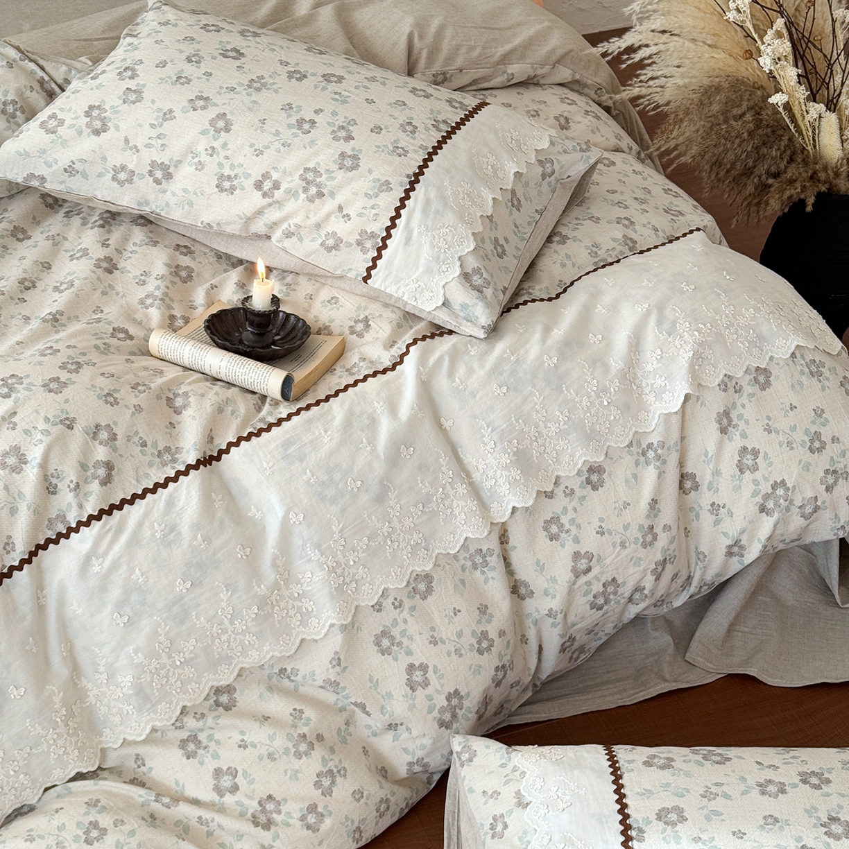 91家纺网 家纺一手货源 找家纺 淑女公社家纺 2026新款法式立体蝴蝶花边棉麻四件套 花香满园 绿