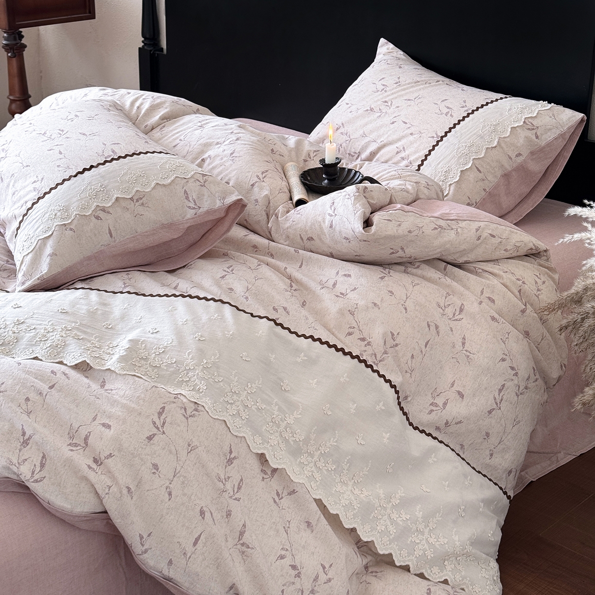 91家纺网 家纺一手货源 找家纺 淑女公社家纺 2026新款法式立体蝴蝶花边棉麻四件套 晚枝 红