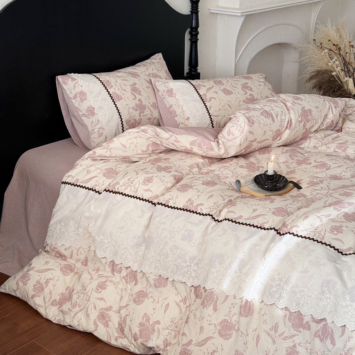 91家纺网 家纺一手货源 找家纺 淑女公社家纺 2026新款法式立体蝴蝶花边棉麻四件套 秋棠 红