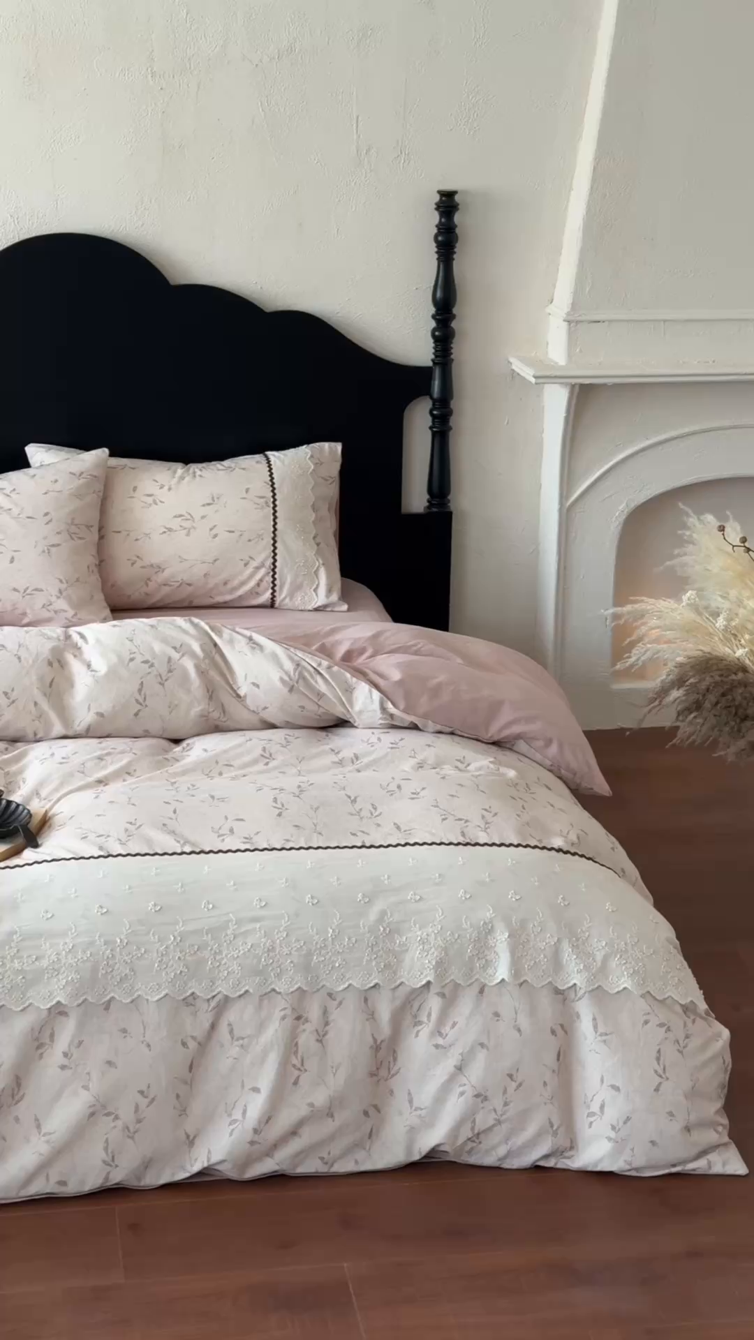 91家纺网 家纺一手货源 找家纺 淑女公社家纺 2026新款法式立体蝴蝶花边棉麻四件套 晚枝 红