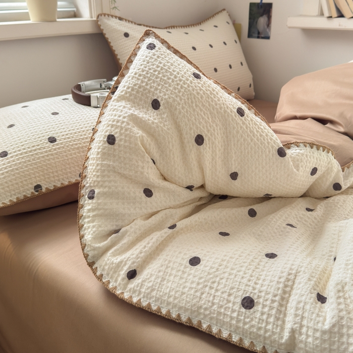 91家纺网 家纺一手货源 找家纺 曼之夏 2026新款A类全棉华夫格提花贝壳边四件套 卡布-白