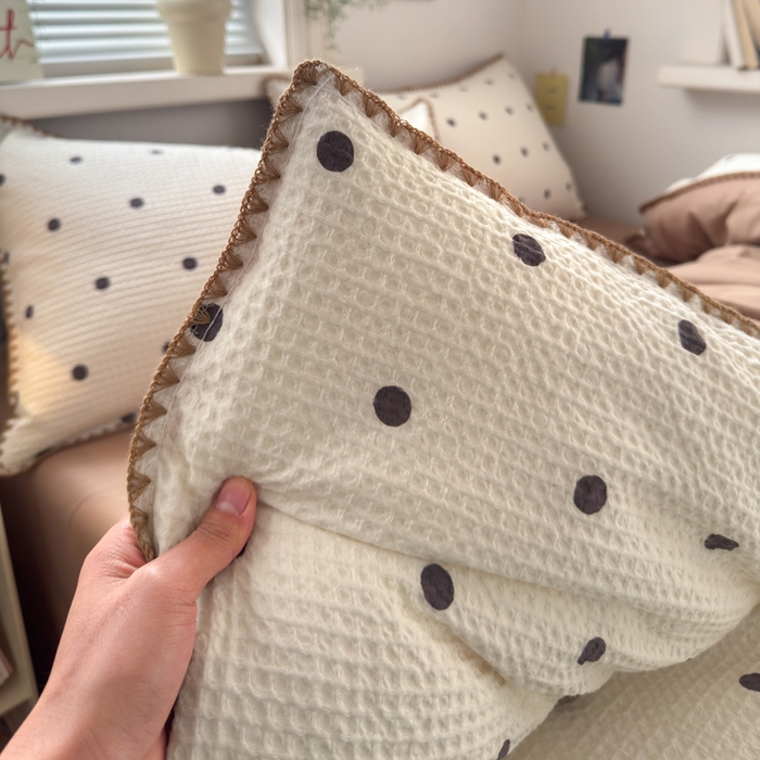 91家纺网 家纺一手货源 找家纺 曼之夏 2026新款A类全棉华夫格提花贝壳边四件套 卡布-白