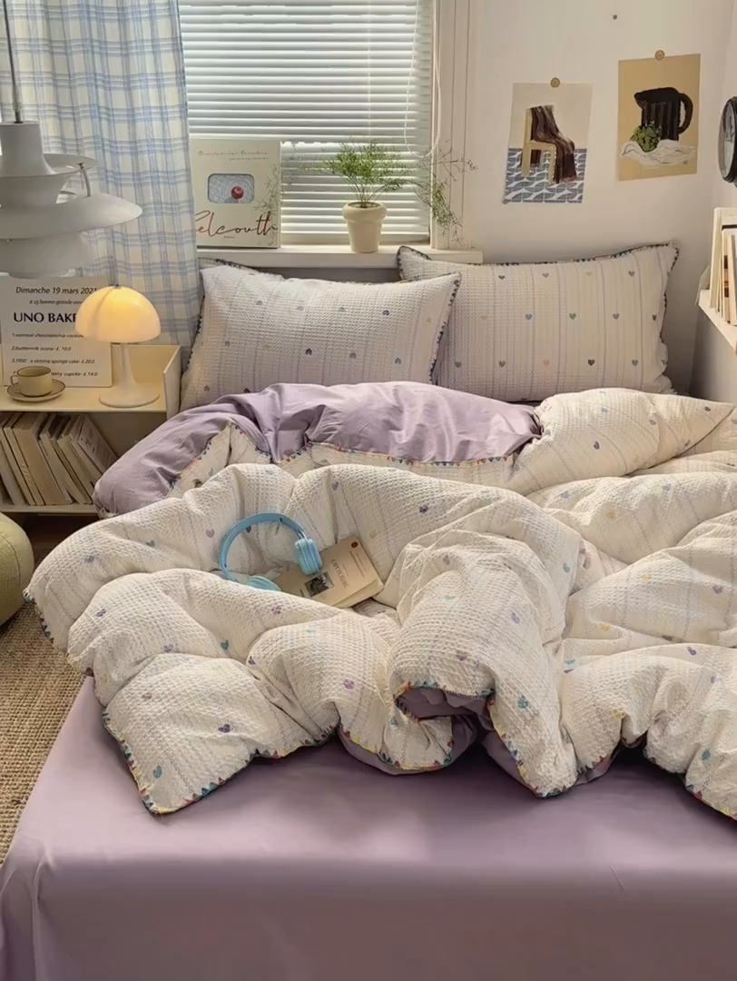 91家纺网 家纺一手货源 找家纺 曼之夏 2026新款A类全棉华夫格提花贝壳边四件套 伊柠