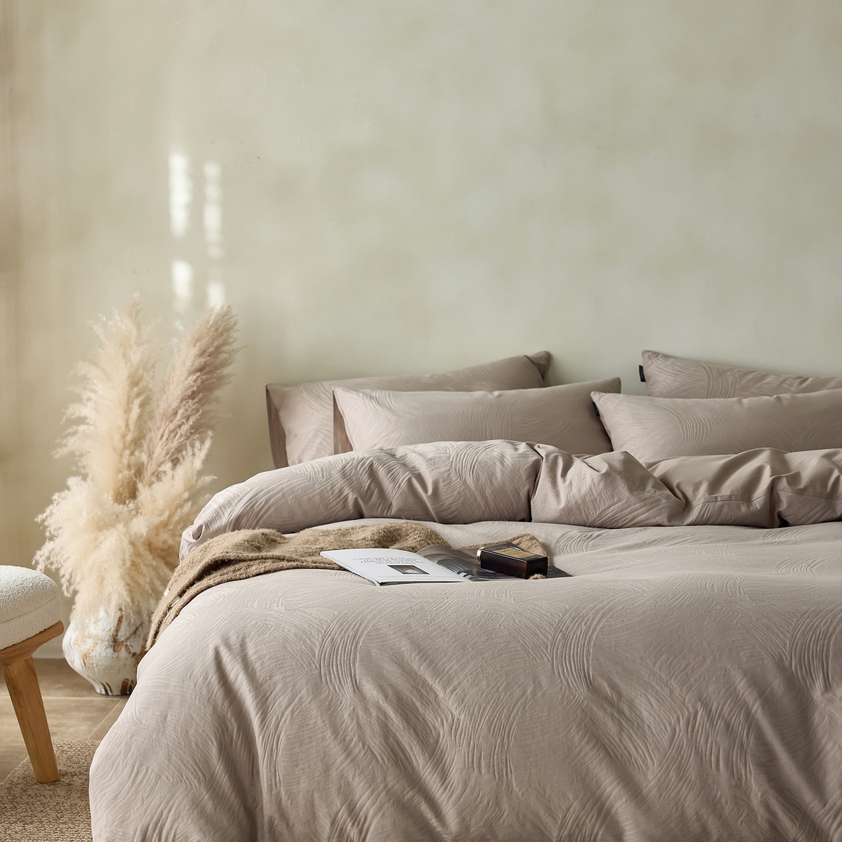 91家纺网 家纺一手货源 找家纺 （总）小懒猪 2026新款亲肤舒适立体全棉纯棉提花四件套-系列三