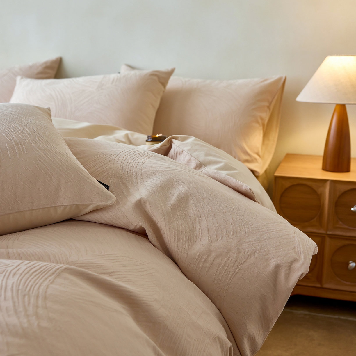 91家纺网 家纺一手货源 找家纺 小懒猪 2026新款亲肤舒适立体全棉纯棉提花四件套-系列三 布兰卡-米杏