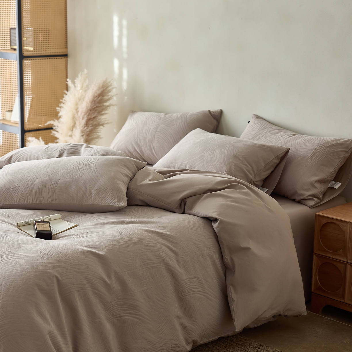 91家纺网 家纺一手货源 找家纺 小懒猪 2026新款亲肤舒适立体全棉纯棉提花四件套-系列三 布兰卡-金属灰