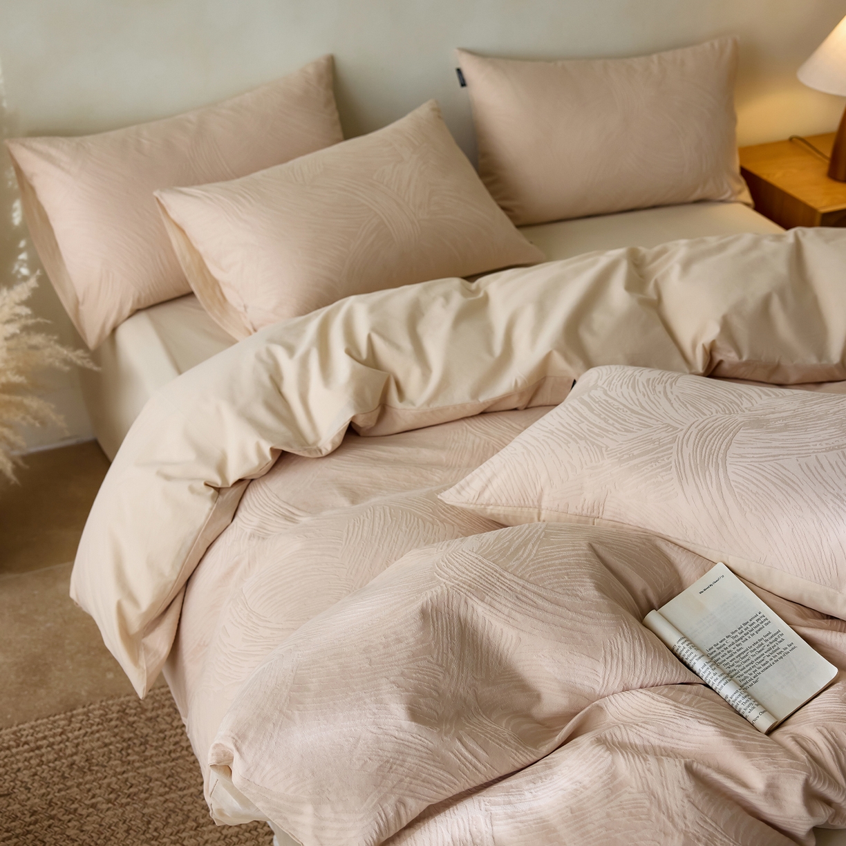 91家纺网 家纺一手货源 找家纺 小懒猪 2026新款亲肤舒适立体全棉纯棉提花四件套-系列三 布兰卡-米杏