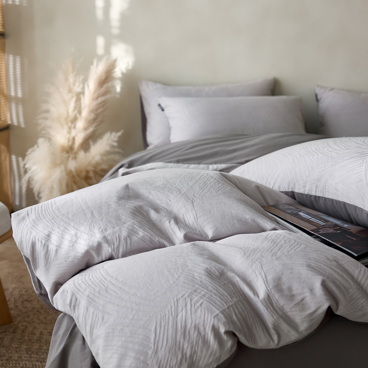 91家纺网 家纺一手货源 找家纺 小懒猪 2026新款亲肤舒适立体全棉纯棉提花四件套-系列三 布兰卡-银灰