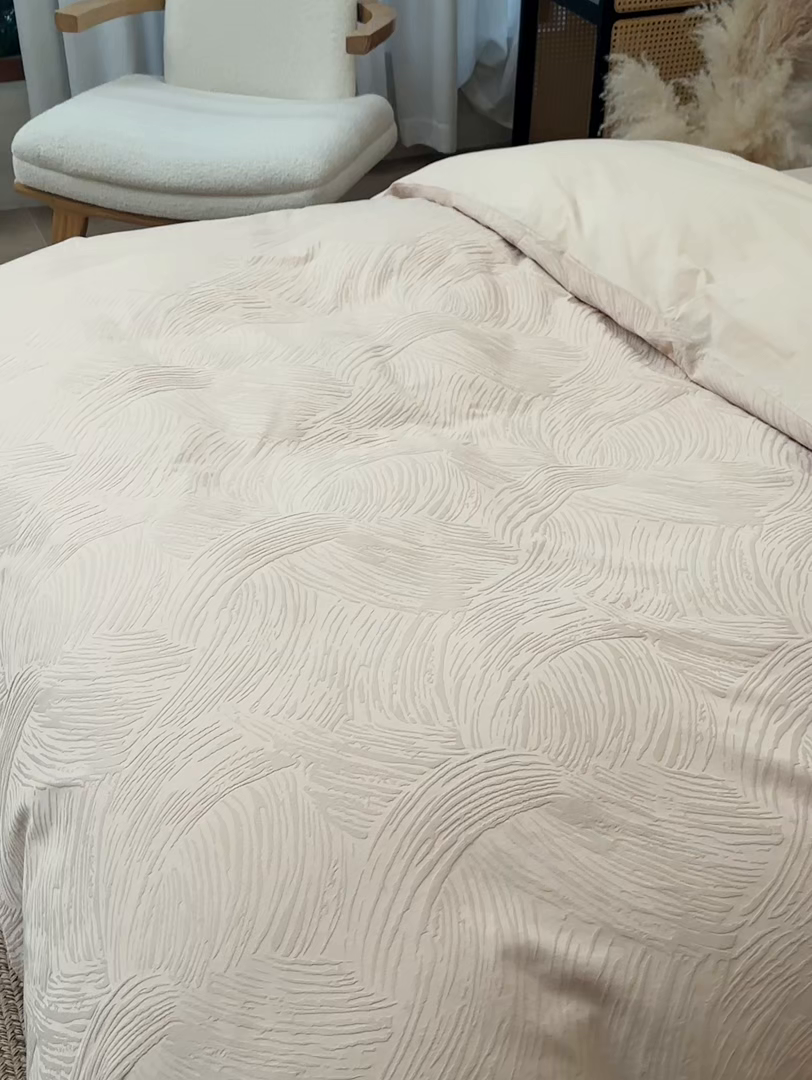 91家纺网 家纺一手货源 找家纺 小懒猪 2026新款亲肤舒适立体全棉纯棉提花四件套-系列三 布兰卡-米杏