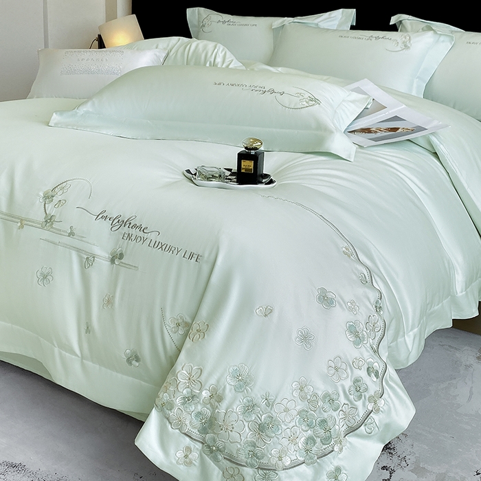 91家纺网 家纺一手货源 找家纺 欣宜家纺 2026春夏新款60支A类新疆长绒棉刺绣轻奢风四件套 樱花-清香绿