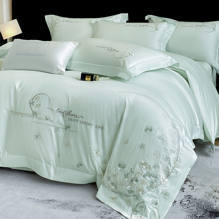 91家纺网 家纺一手货源 找家纺 欣宜家纺 2026春夏新款60支A类新疆长绒棉刺绣轻奢风四件套 樱花-清香绿