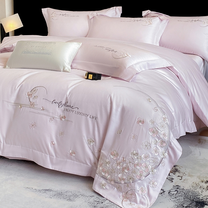 91家纺网 家纺一手货源 找家纺 欣宜家纺 2026春夏新款60支A类新疆长绒棉刺绣轻奢风四件套 樱花-香芋紫